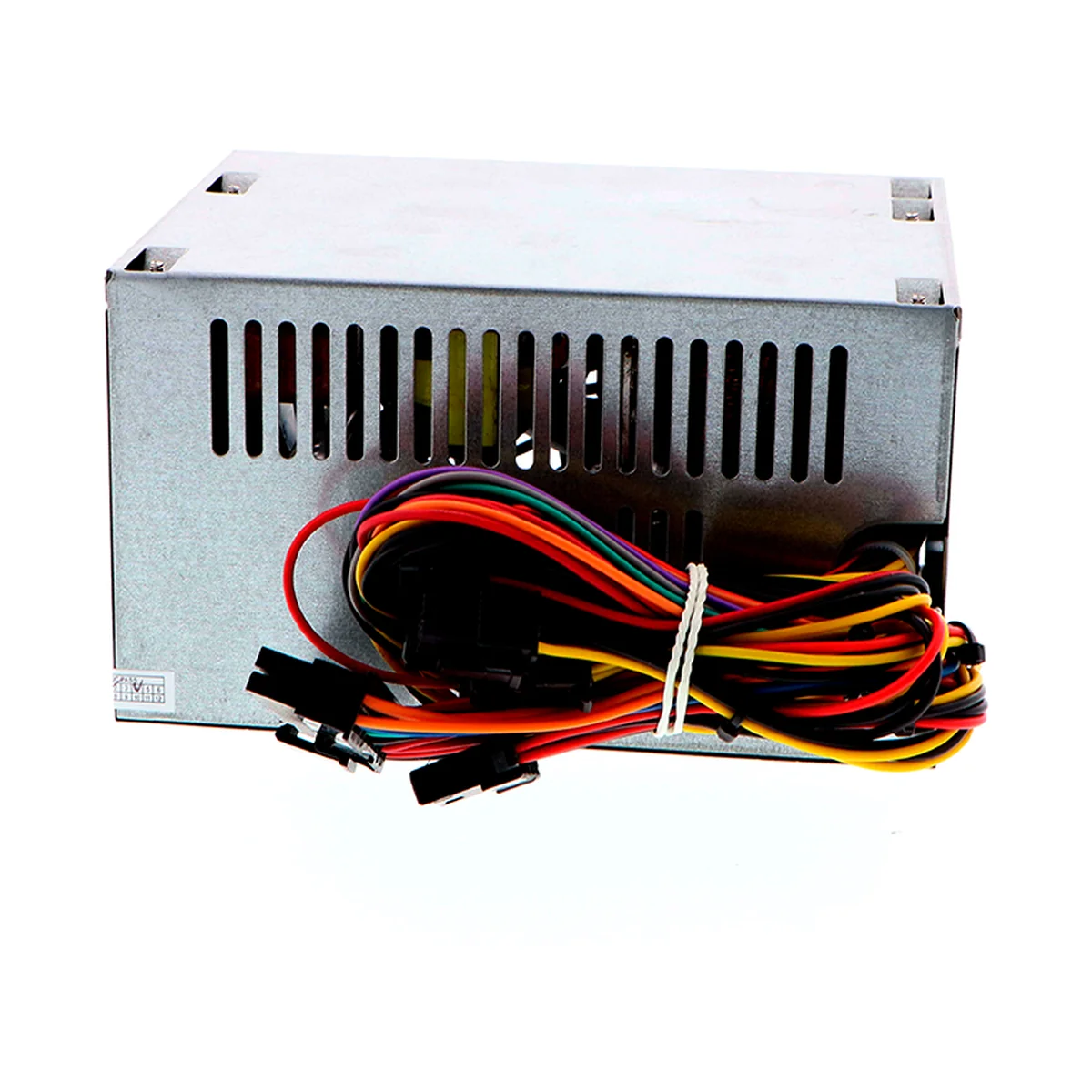 Vista lateral de la fuente de poder Xtech PSU-230W de 500 W con rejillas y cables